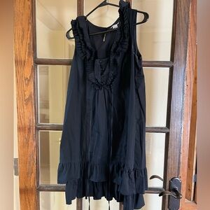 Gorgeous Black Ruffle Kensie Dresse